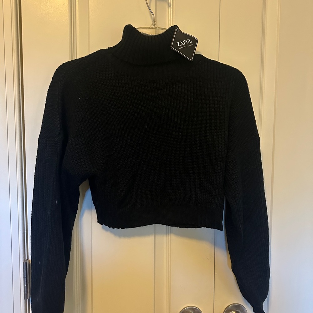 Zaful Black Turtleneck Cropped Sweater